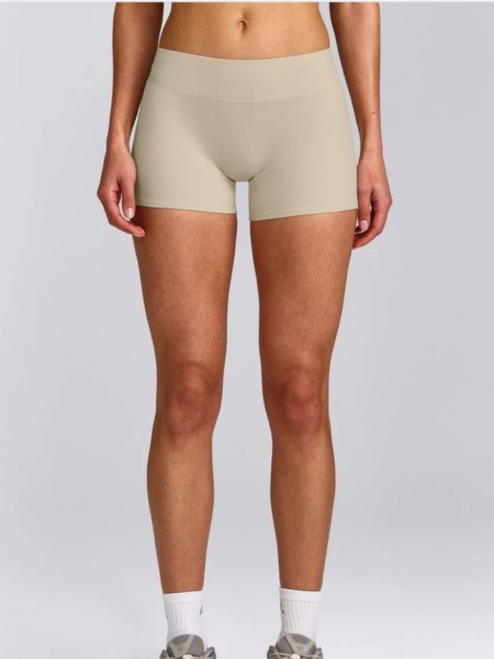 SOFTMOTION MID RISE MICRO SHORTS 4" WITH GRAY LOGO OATMEAL SMALL